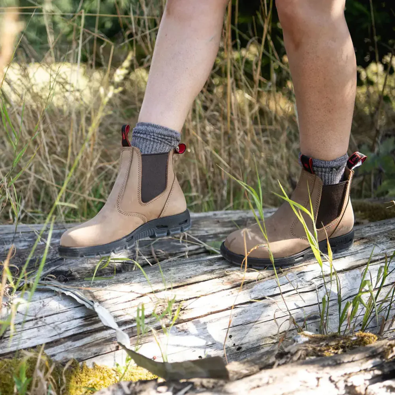 Redback Bobcat Soft Toe Boots in Crazy Horse Brown-1